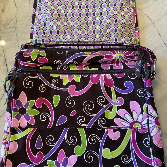 NWT Vera Bradley Mailbag - Picture 3 of 7